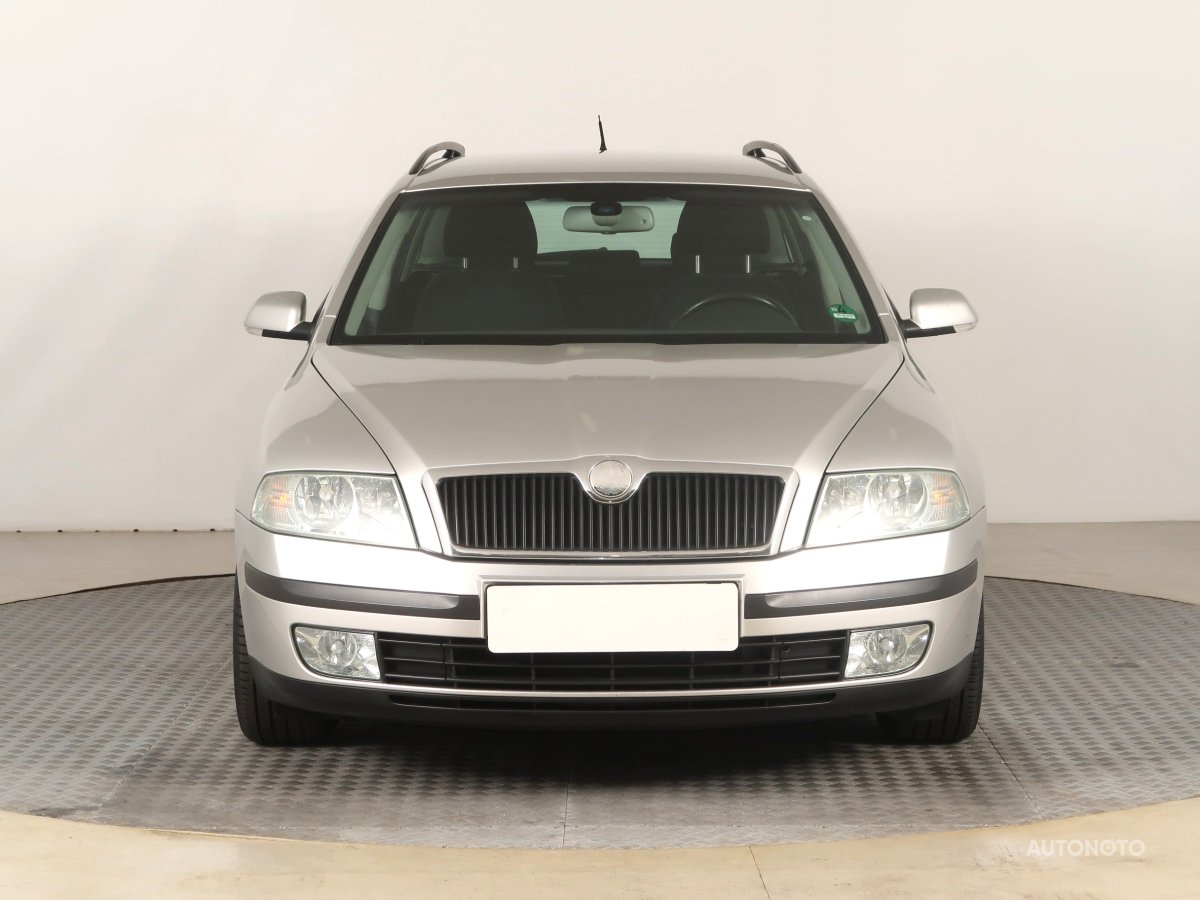 Škoda Octavia, 2006 - pohled č. 2