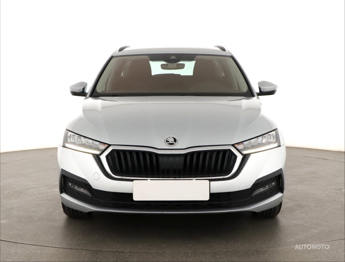 Škoda Octavia, 2022 - pohled č. 2