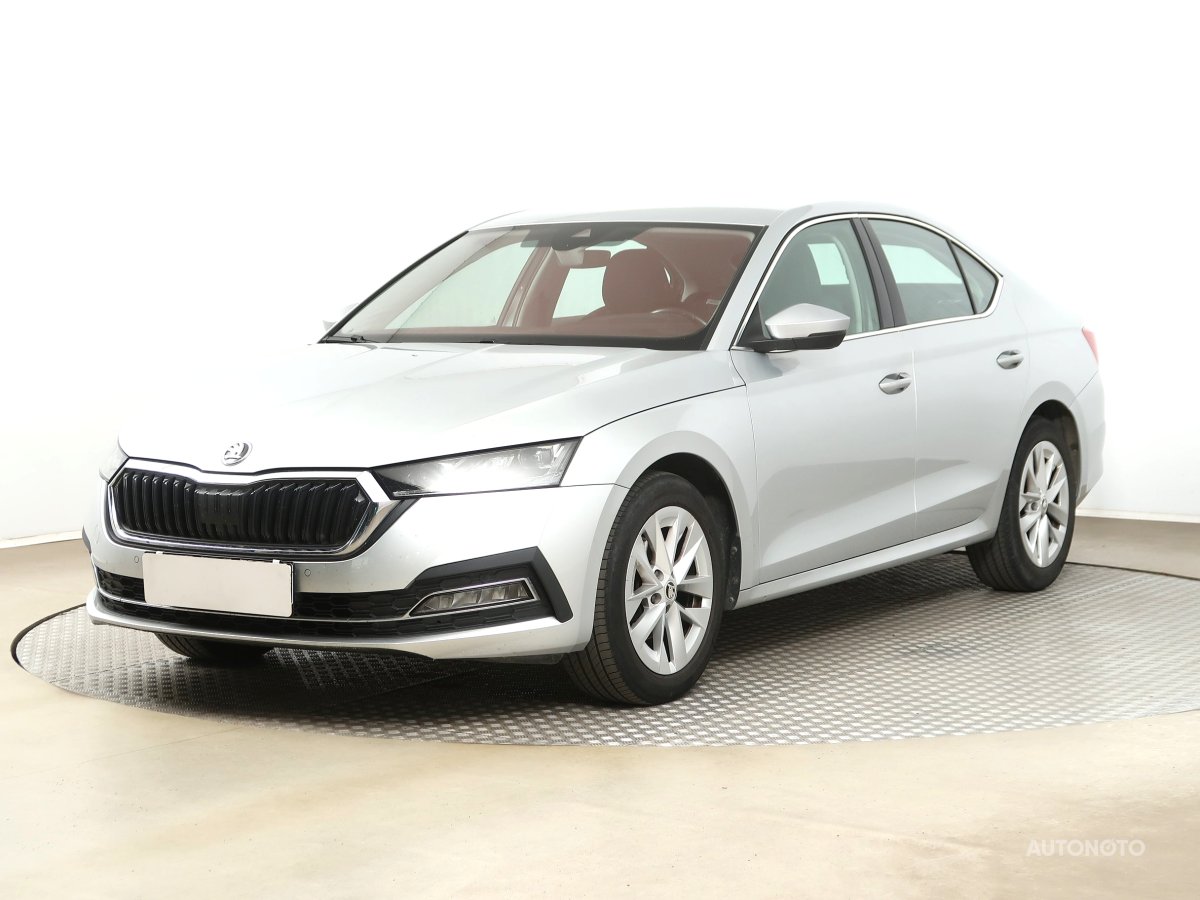 Škoda Octavia, 2021 - pohled č. 3