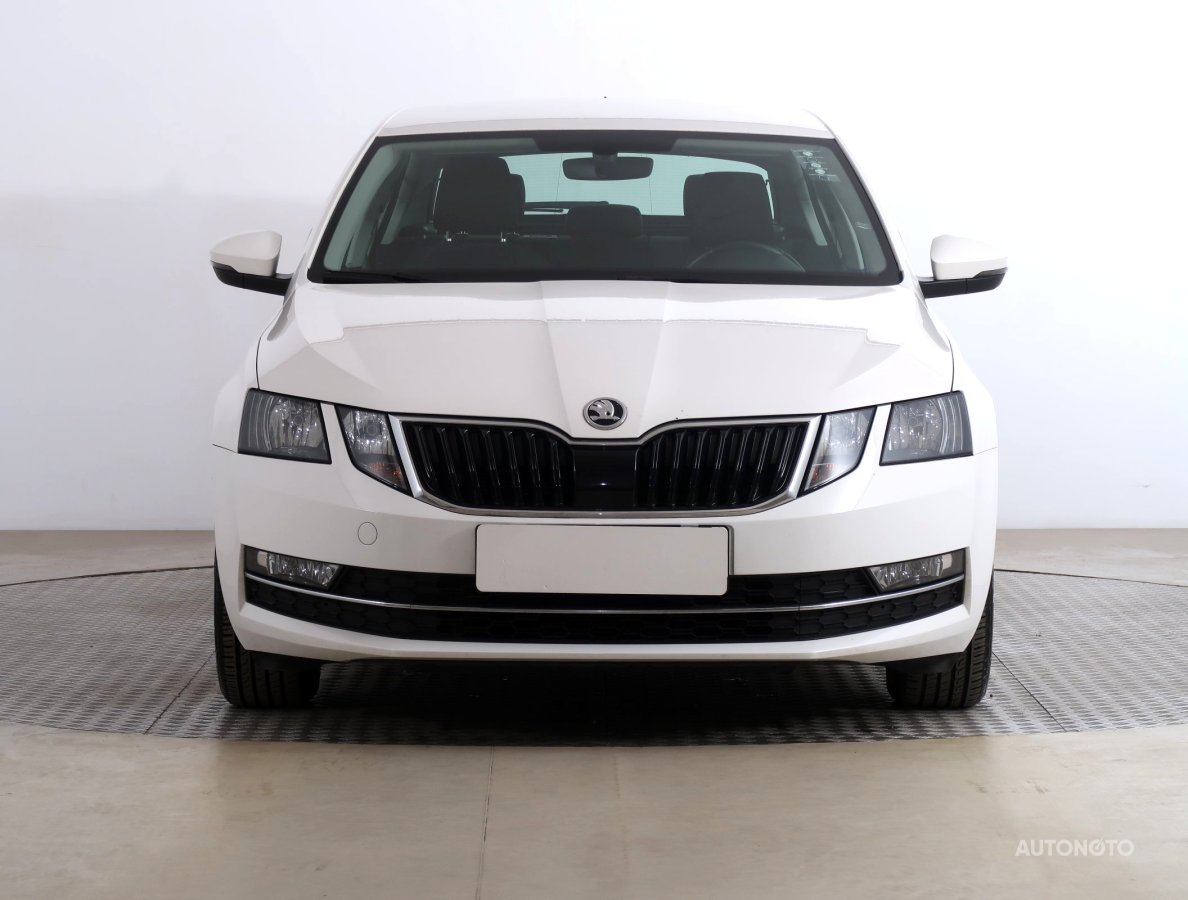 Škoda Octavia, 2019 - pohled č. 2