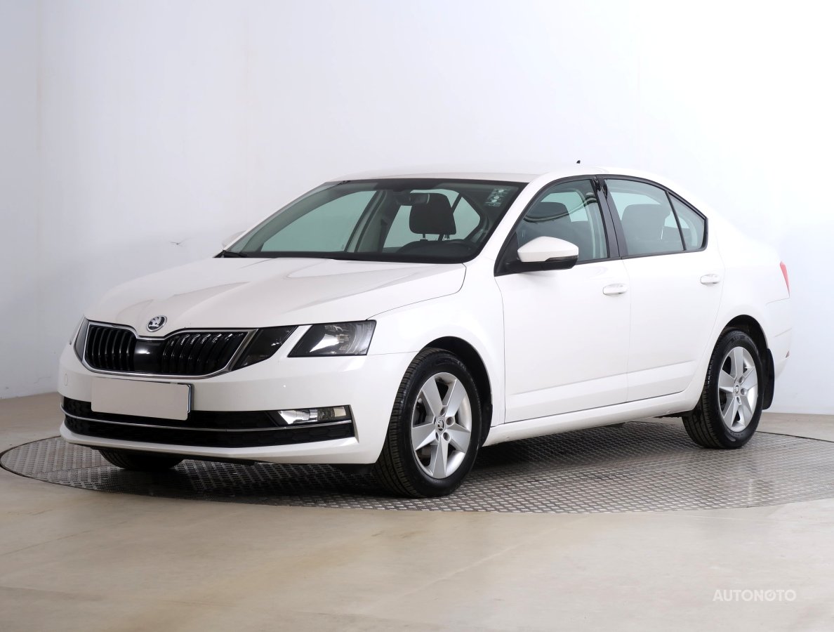 Škoda Octavia, 2019 - pohled č. 3