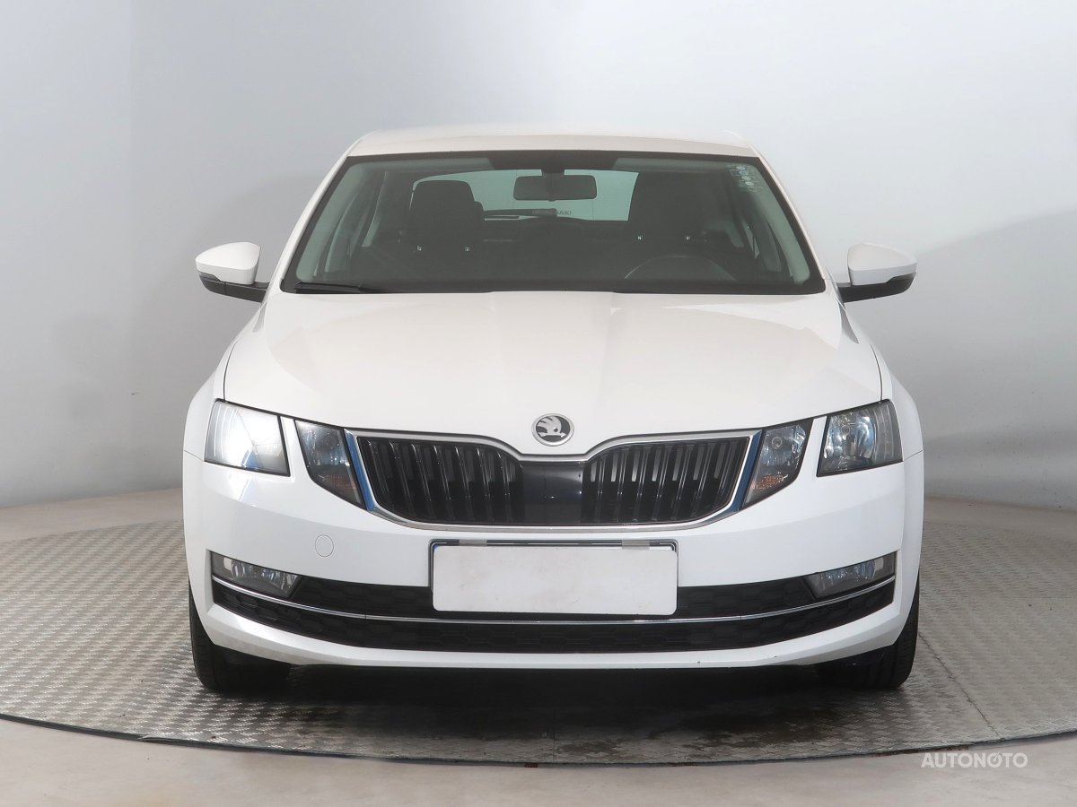Škoda Octavia, 2019 - pohled č. 2