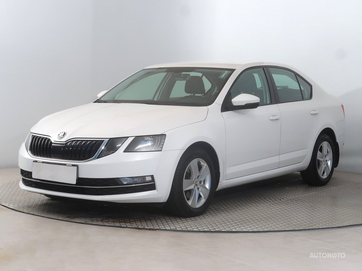Škoda Octavia, 2019 - pohled č. 3