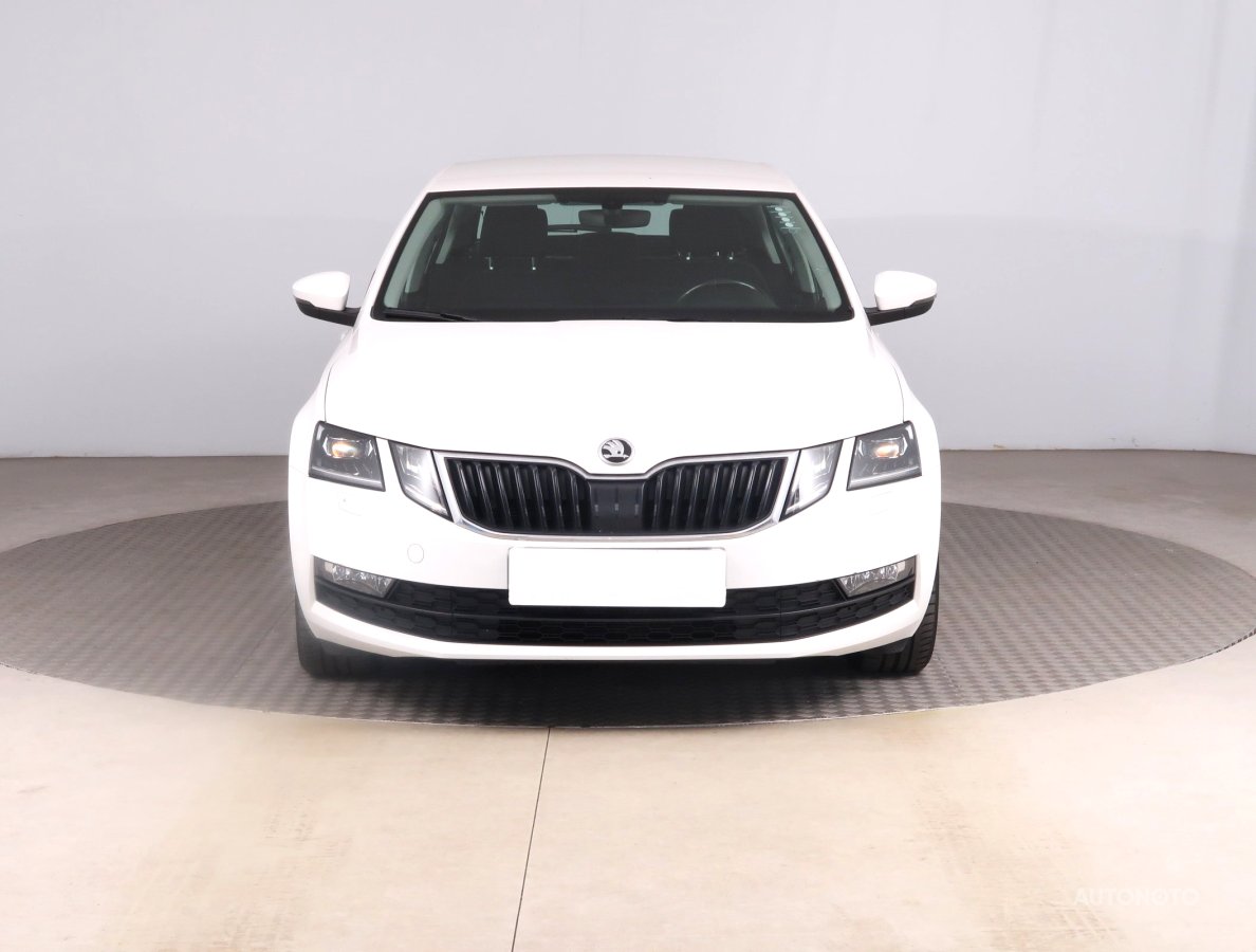 Škoda Octavia, 2018 - pohled č. 2