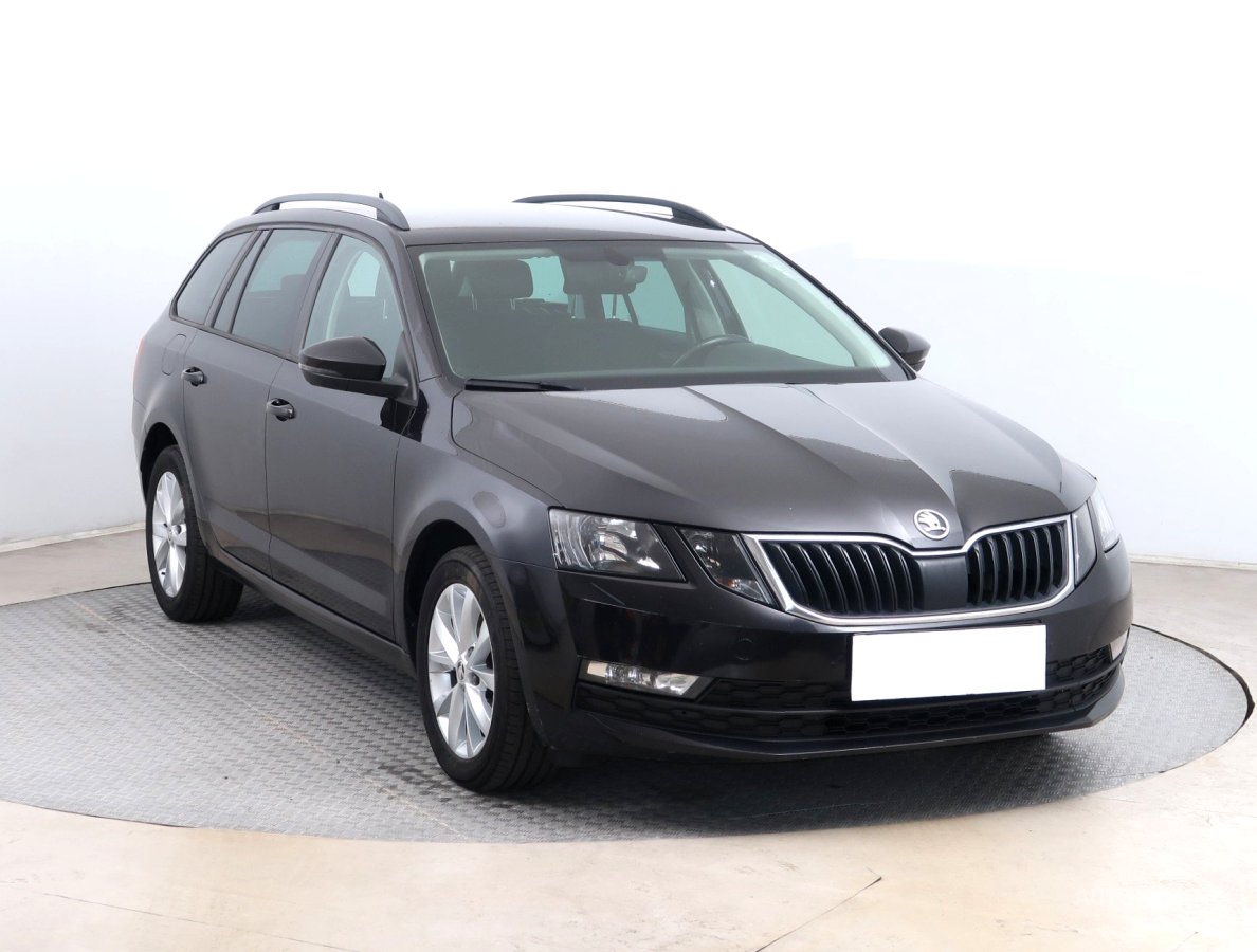 Škoda Octavia, 2019 - celkový pohled