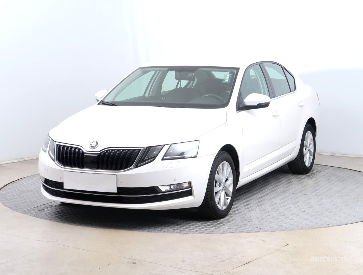 Škoda Octavia, 2018 - pohled č. 3
