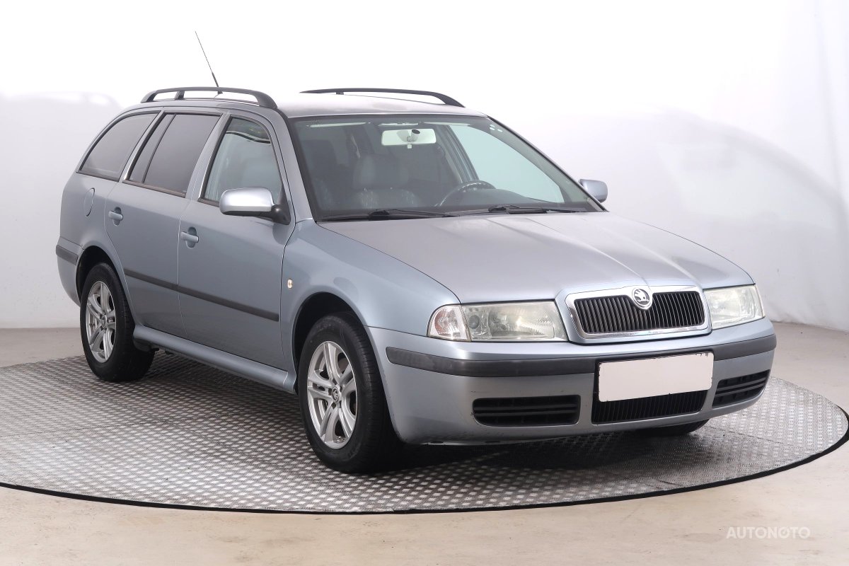 Škoda Octavia, 2004 - celkový pohled