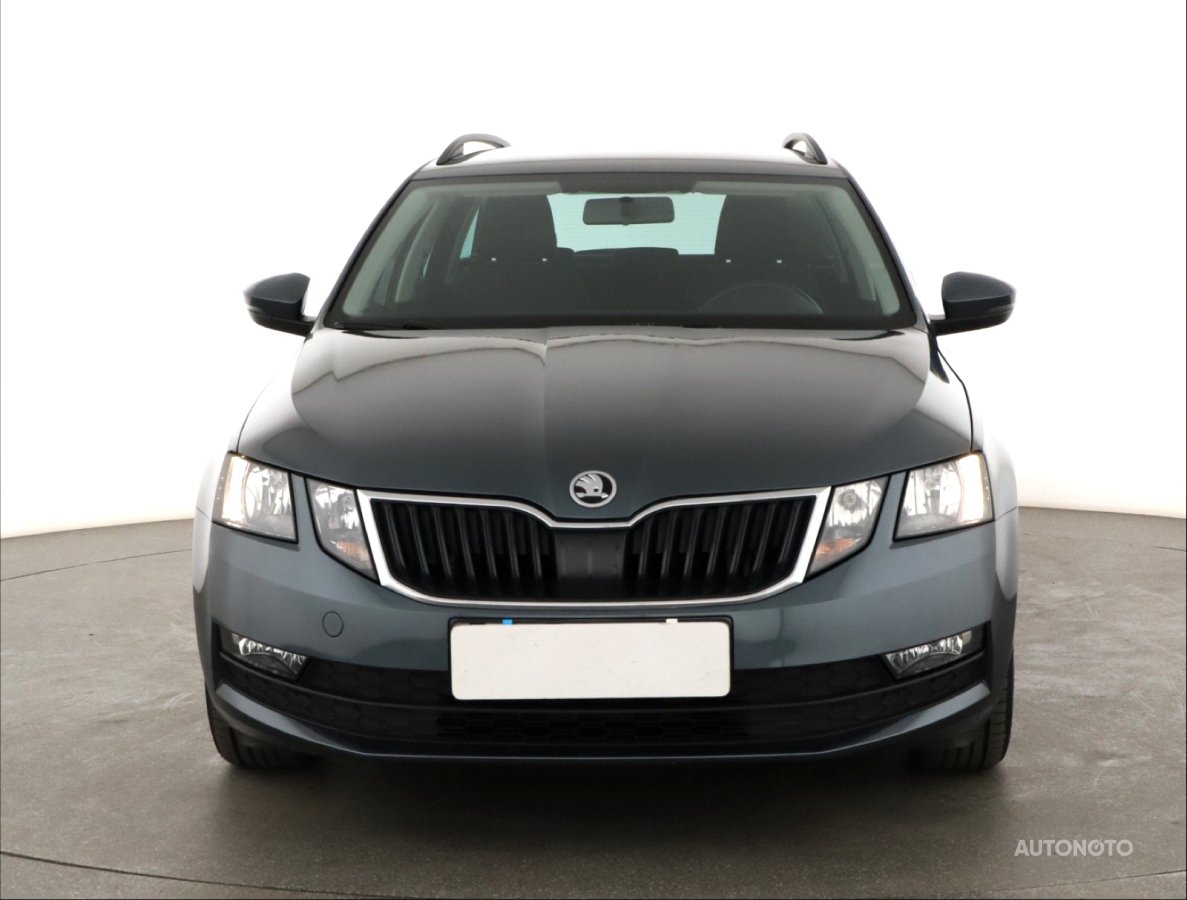Škoda Octavia, 2018 - pohled č. 2
