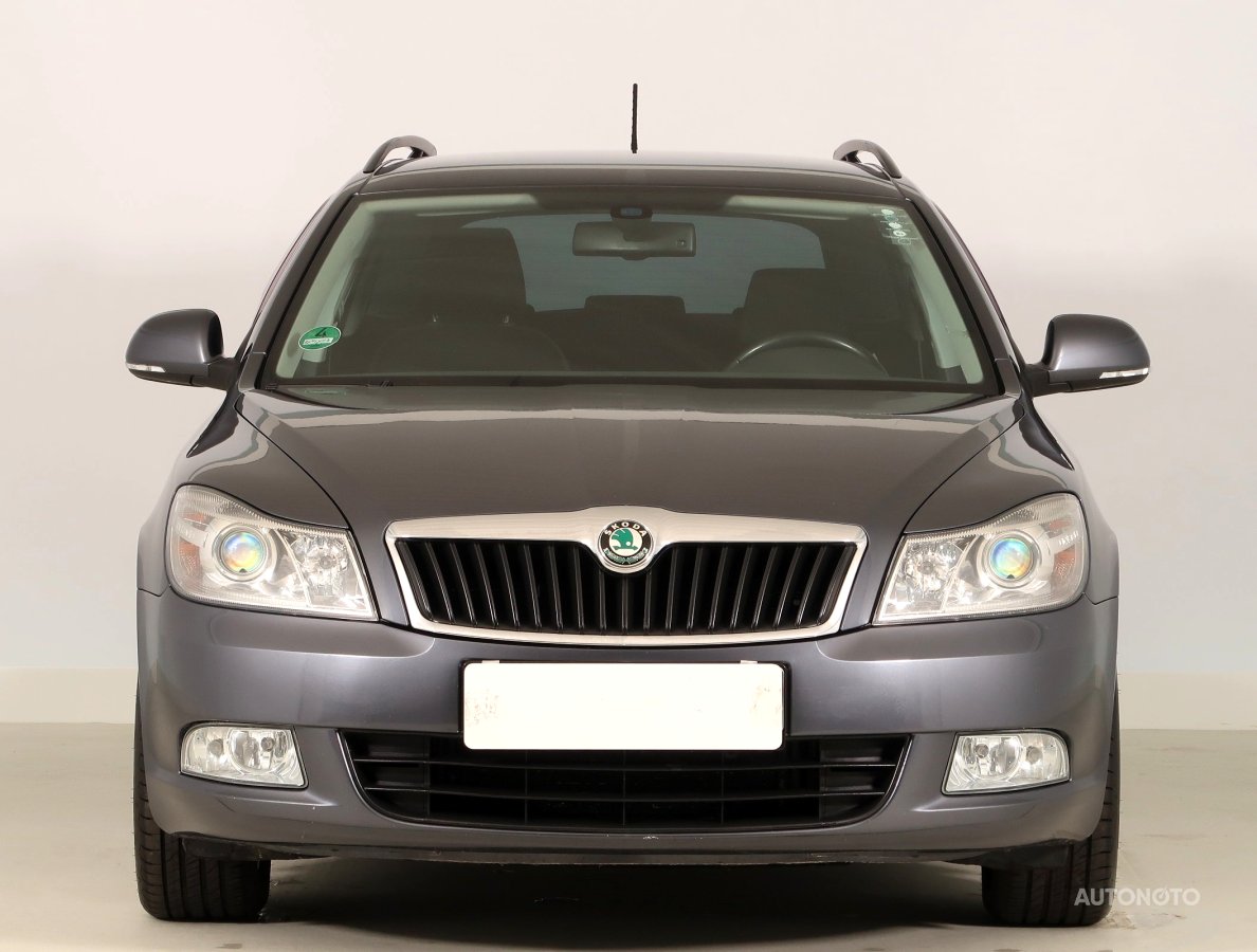 Škoda Octavia, 2012 - pohled č. 2