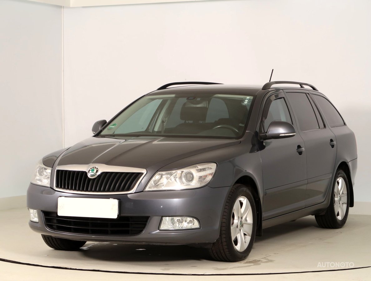 Škoda Octavia, 2012 - pohled č. 3