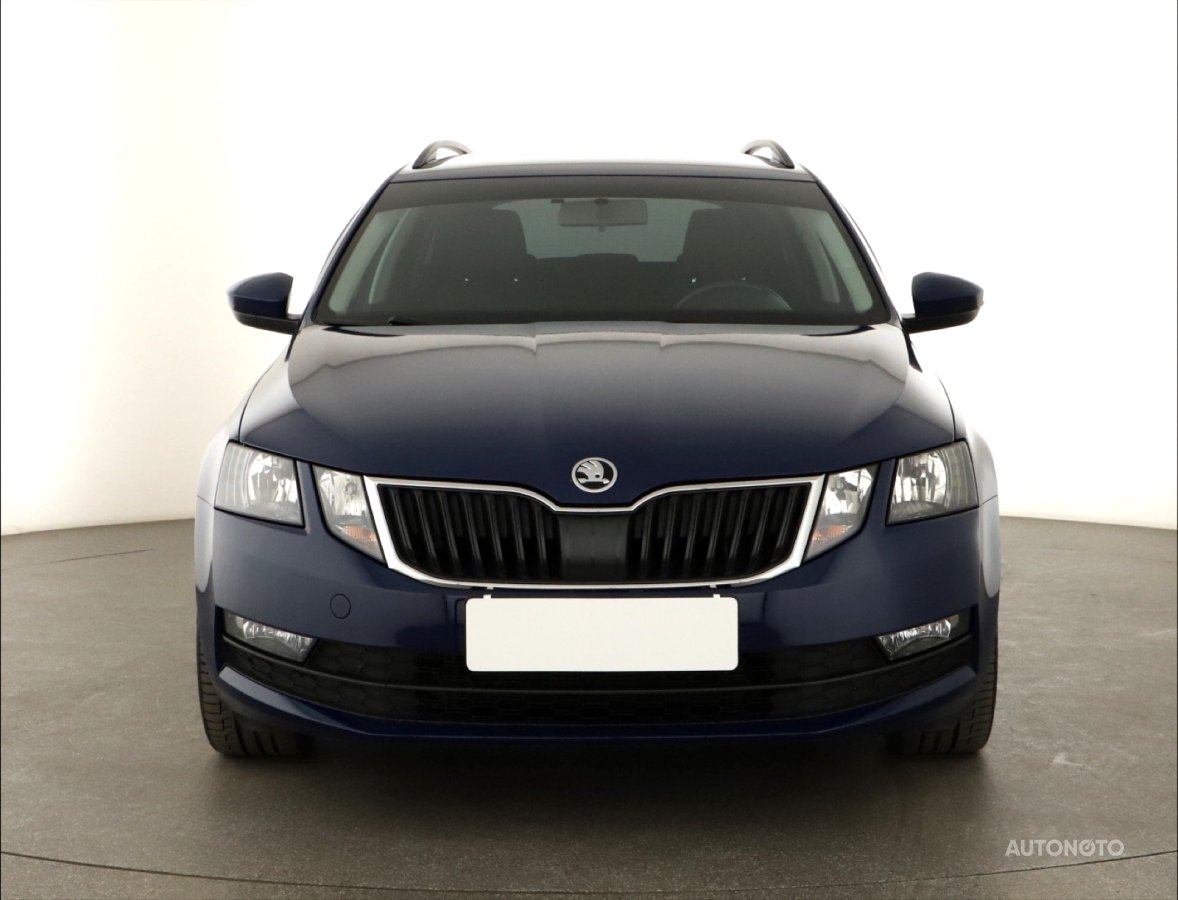 Škoda Octavia, 2018 - pohled č. 2