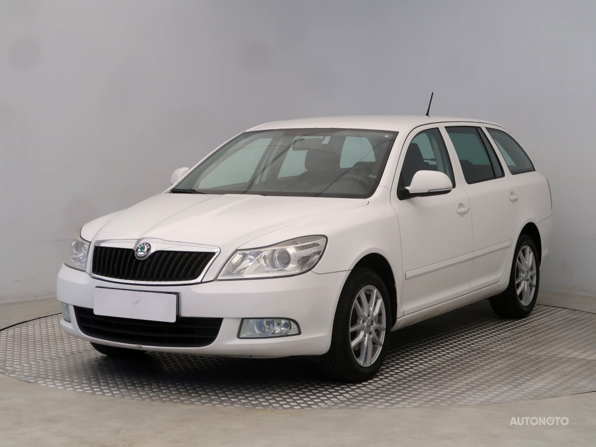 Škoda Octavia, 2011 - pohled č. 3