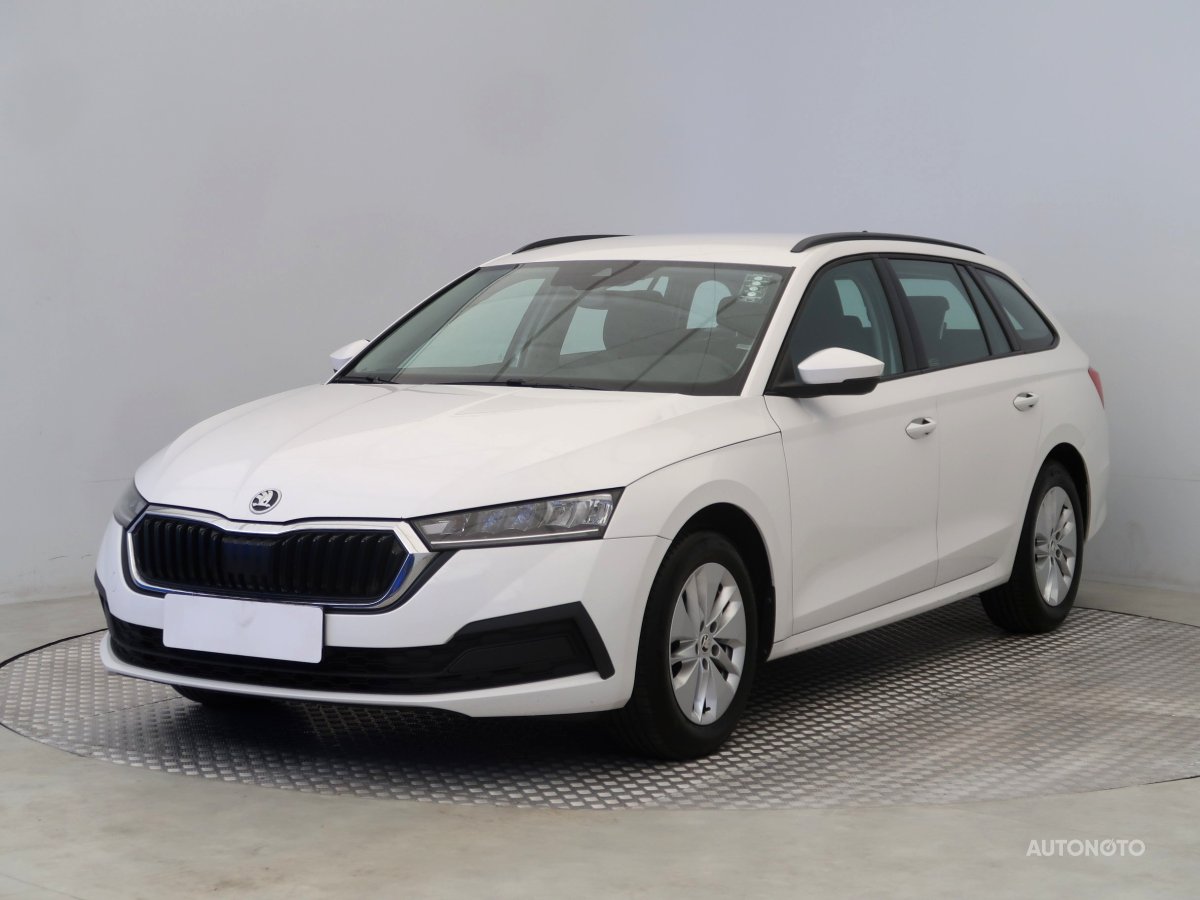 Škoda Octavia, 2021 - pohled č. 3