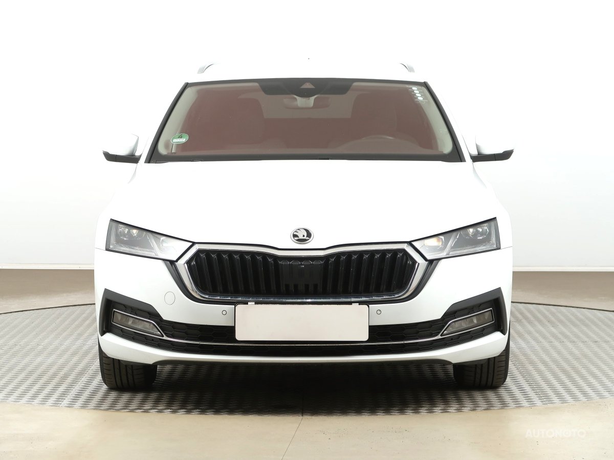 Škoda Octavia, 2021 - pohled č. 2