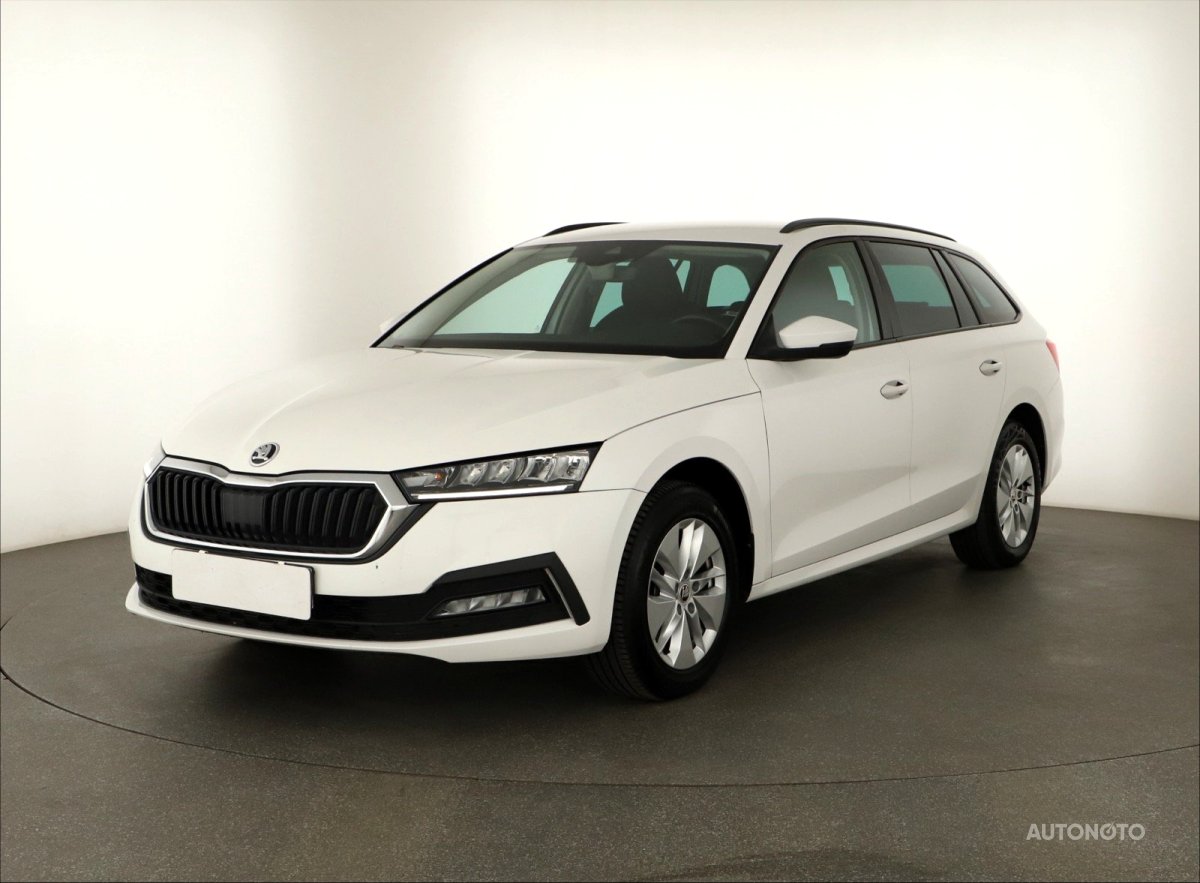 Škoda Octavia, 2022 - pohled č. 3