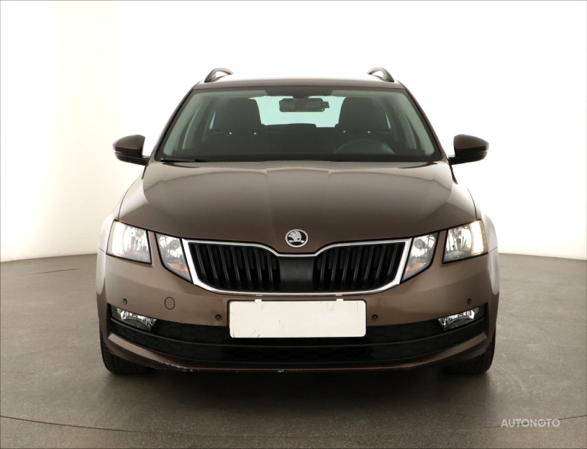 Škoda Octavia, 2018 - pohled č. 2