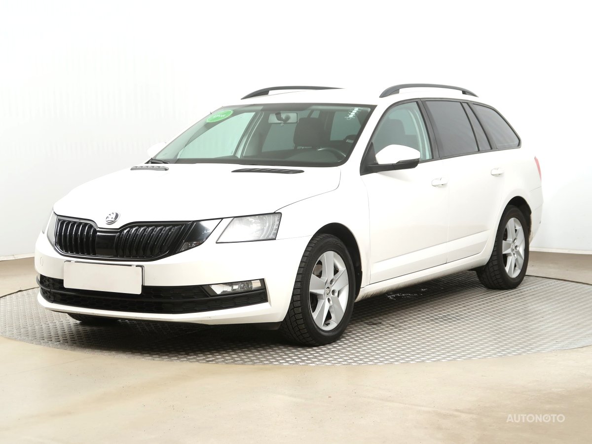 Škoda Octavia, 2018 - pohled č. 3