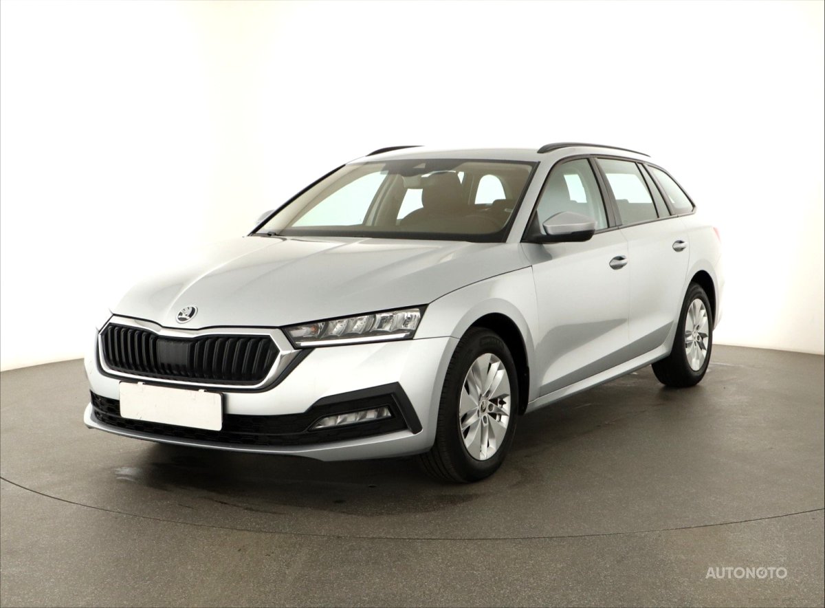 Škoda Octavia, 2022 - pohled č. 3