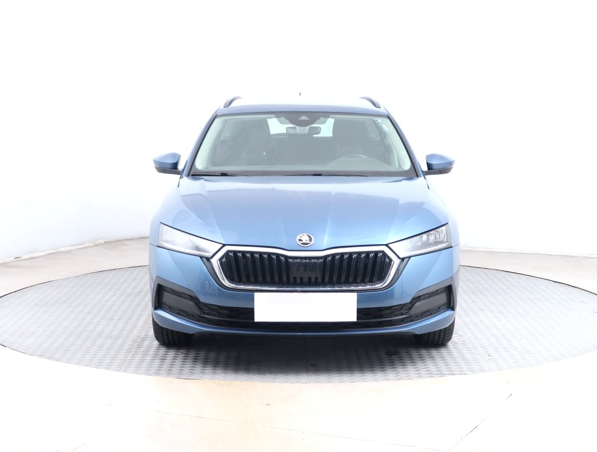 Škoda Octavia, 2020 - pohled č. 2