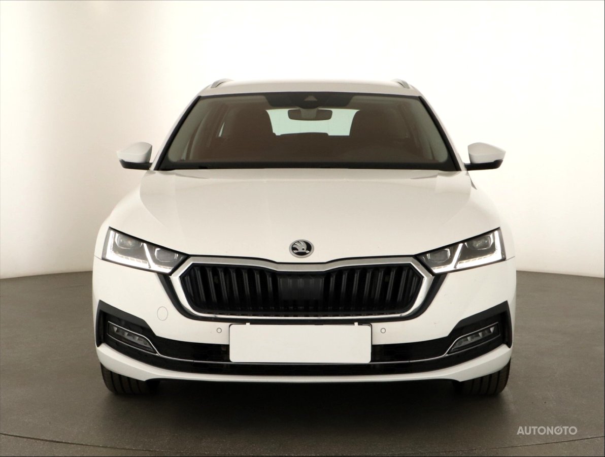 Škoda Octavia, 2023 - pohled č. 2