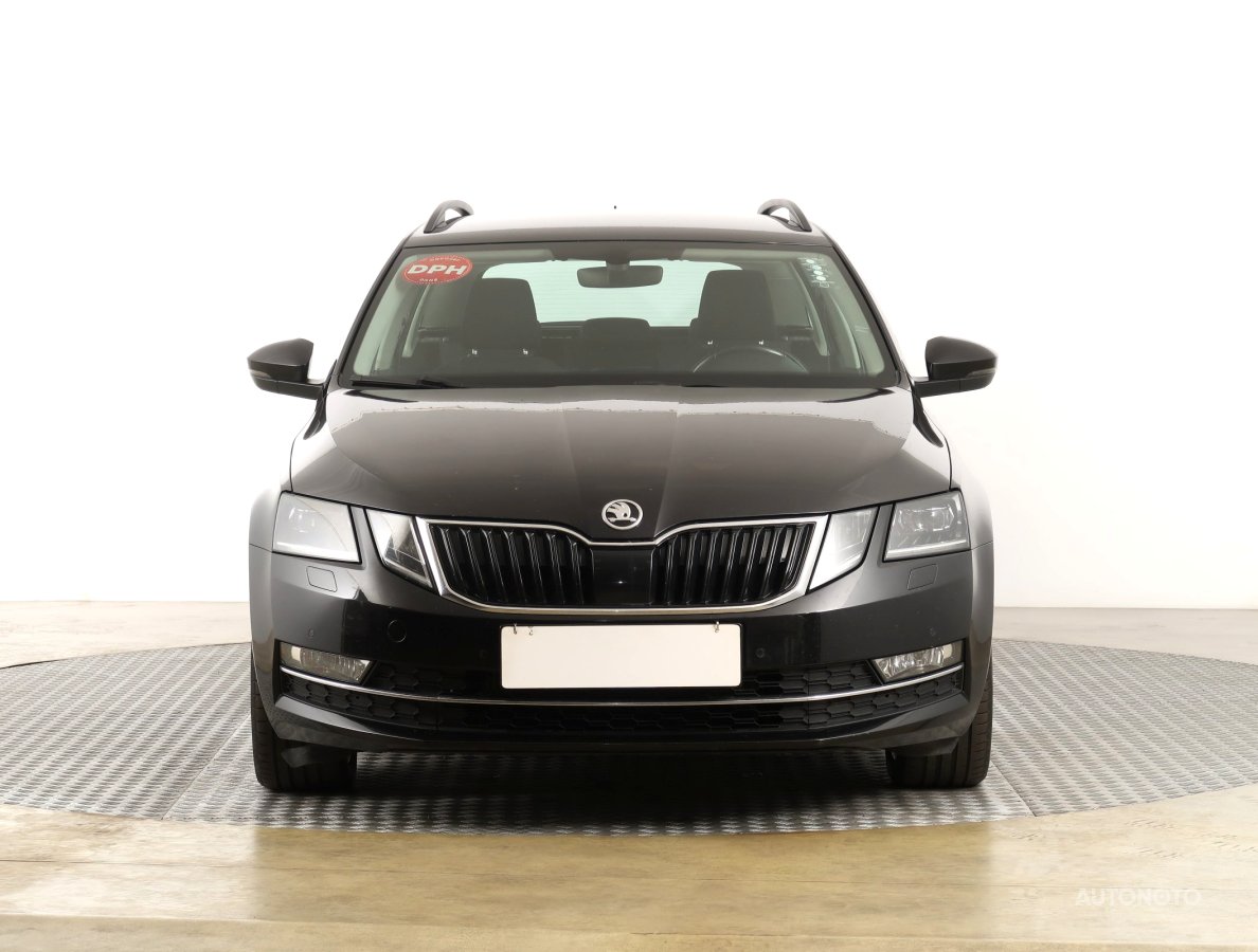 Škoda Octavia, 2018 - pohled č. 2