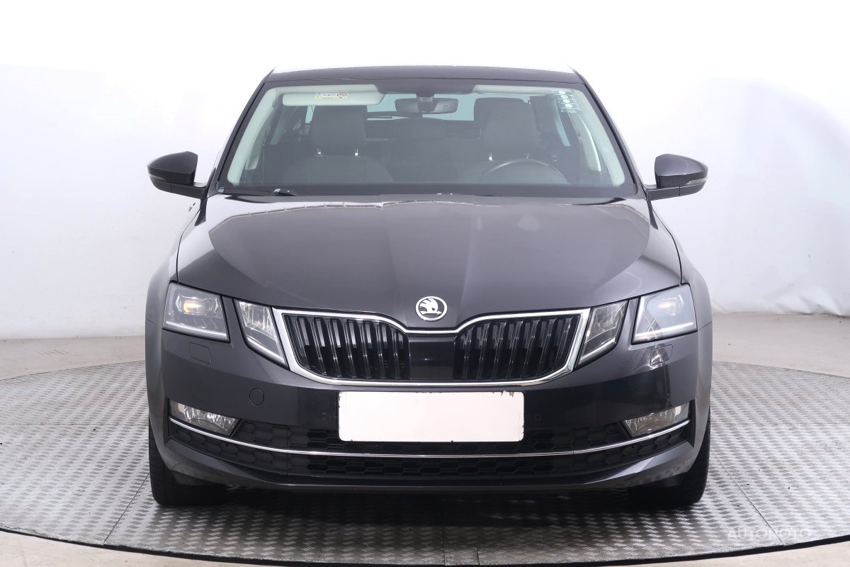 Škoda Octavia, 2018 - pohled č. 2