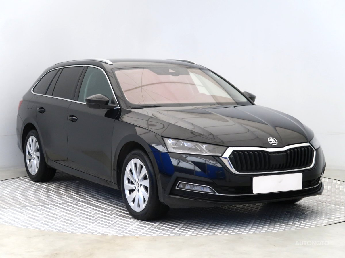 Škoda Octavia, 2022 - celkový pohled
