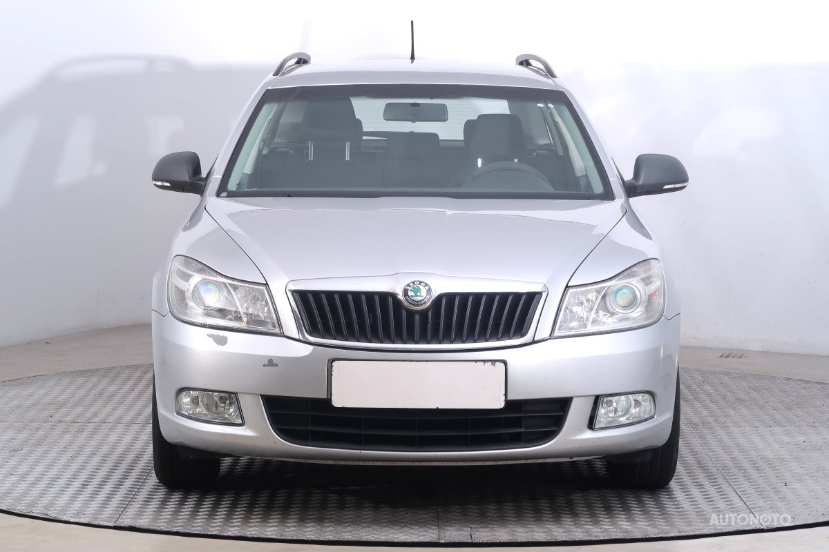 Škoda Octavia, 2011 - pohled č. 2