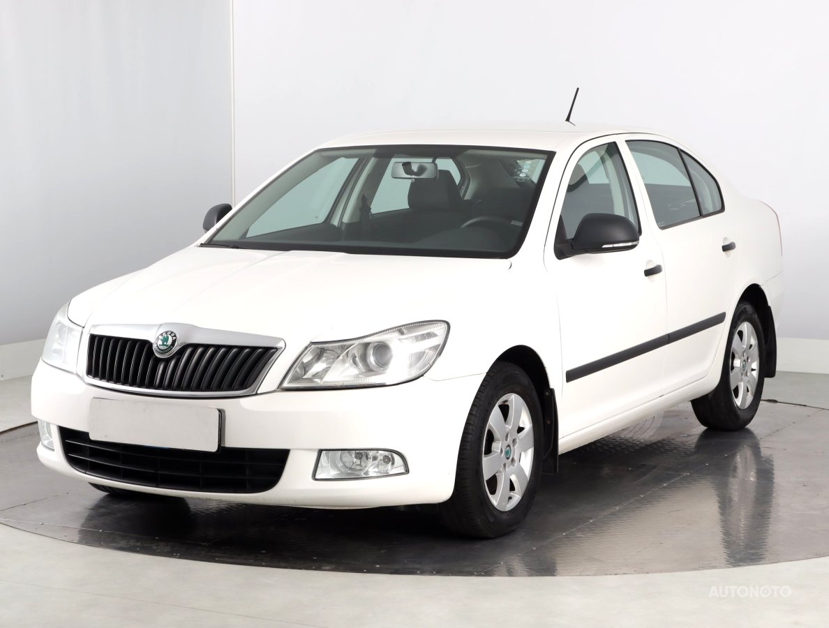 Škoda Octavia, 2012 - pohled č. 3