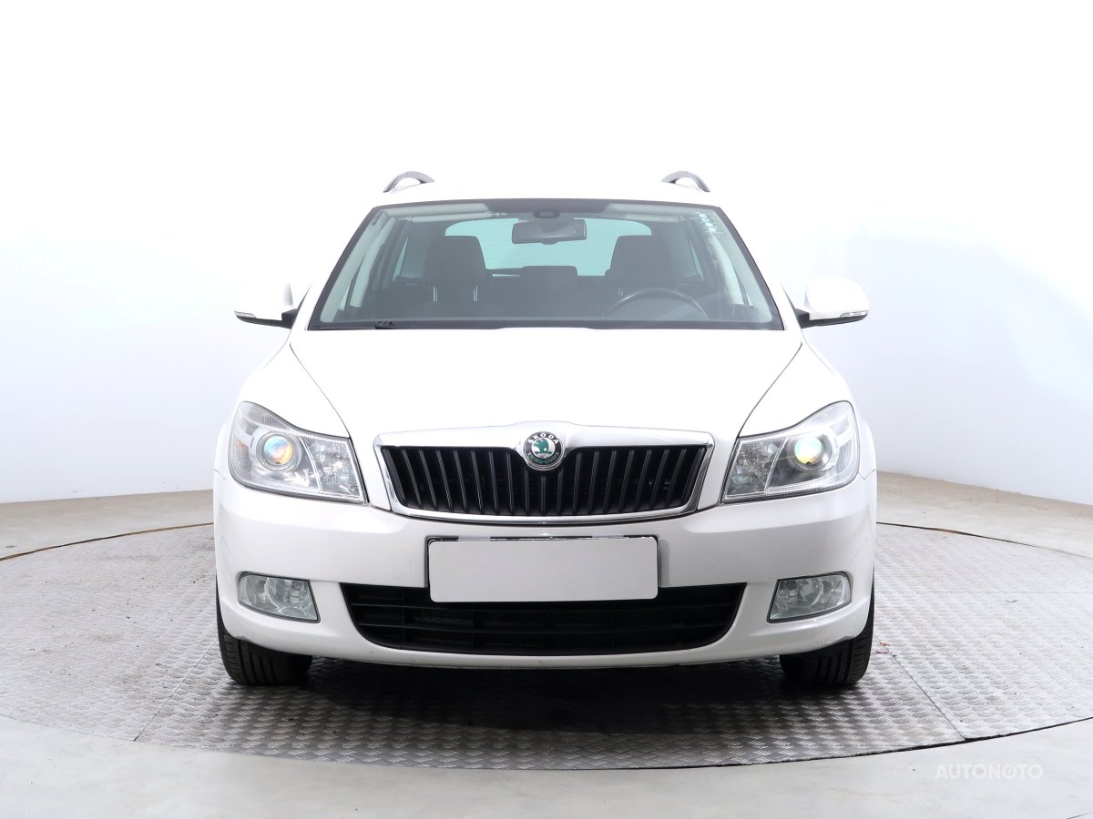 Škoda Octavia, 2011 - pohled č. 2