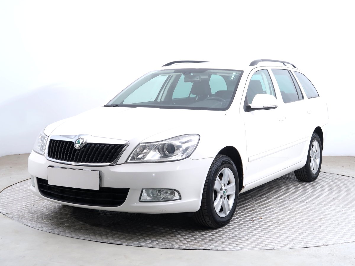 Škoda Octavia, 2011 - pohled č. 3