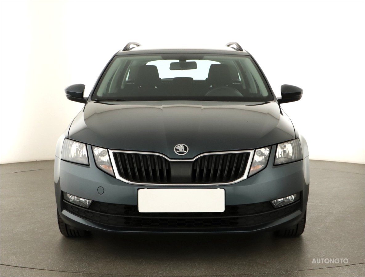 Škoda Octavia, 2018 - pohled č. 2