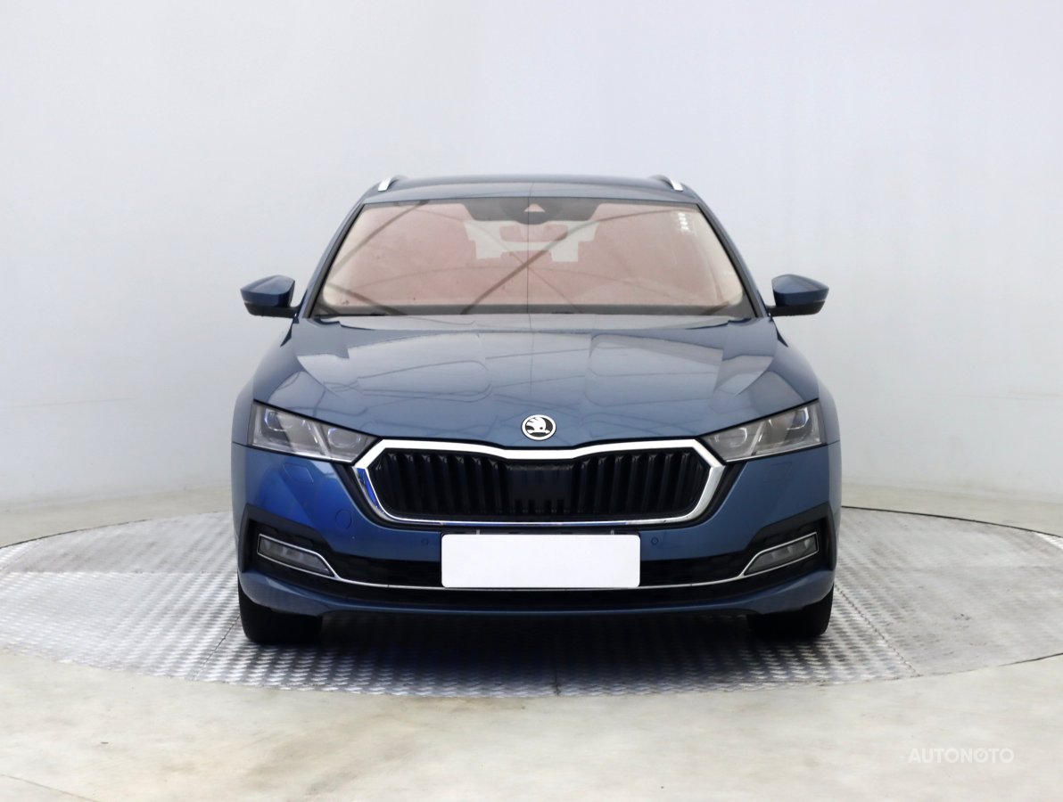 Škoda Octavia, 2020 - pohled č. 2