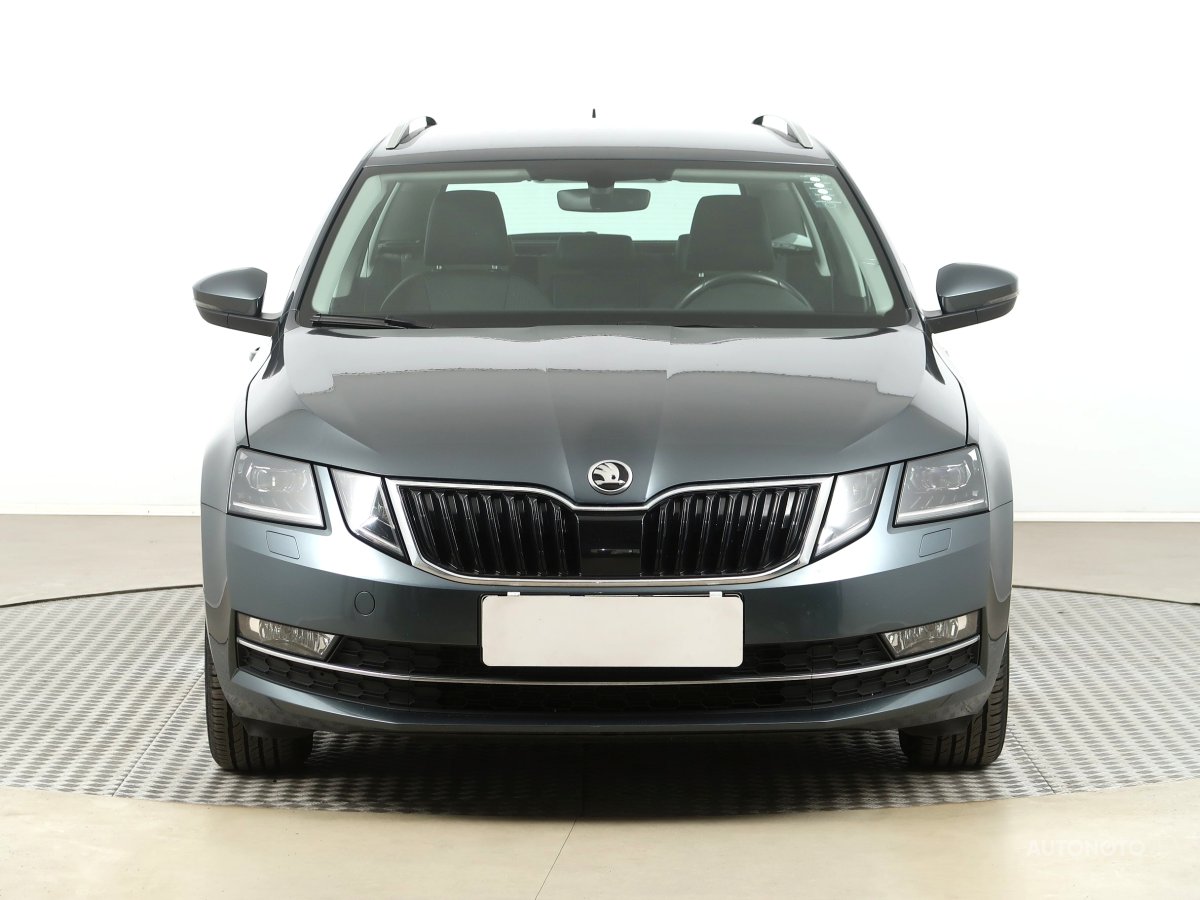 Škoda Octavia, 2019 - pohled č. 2