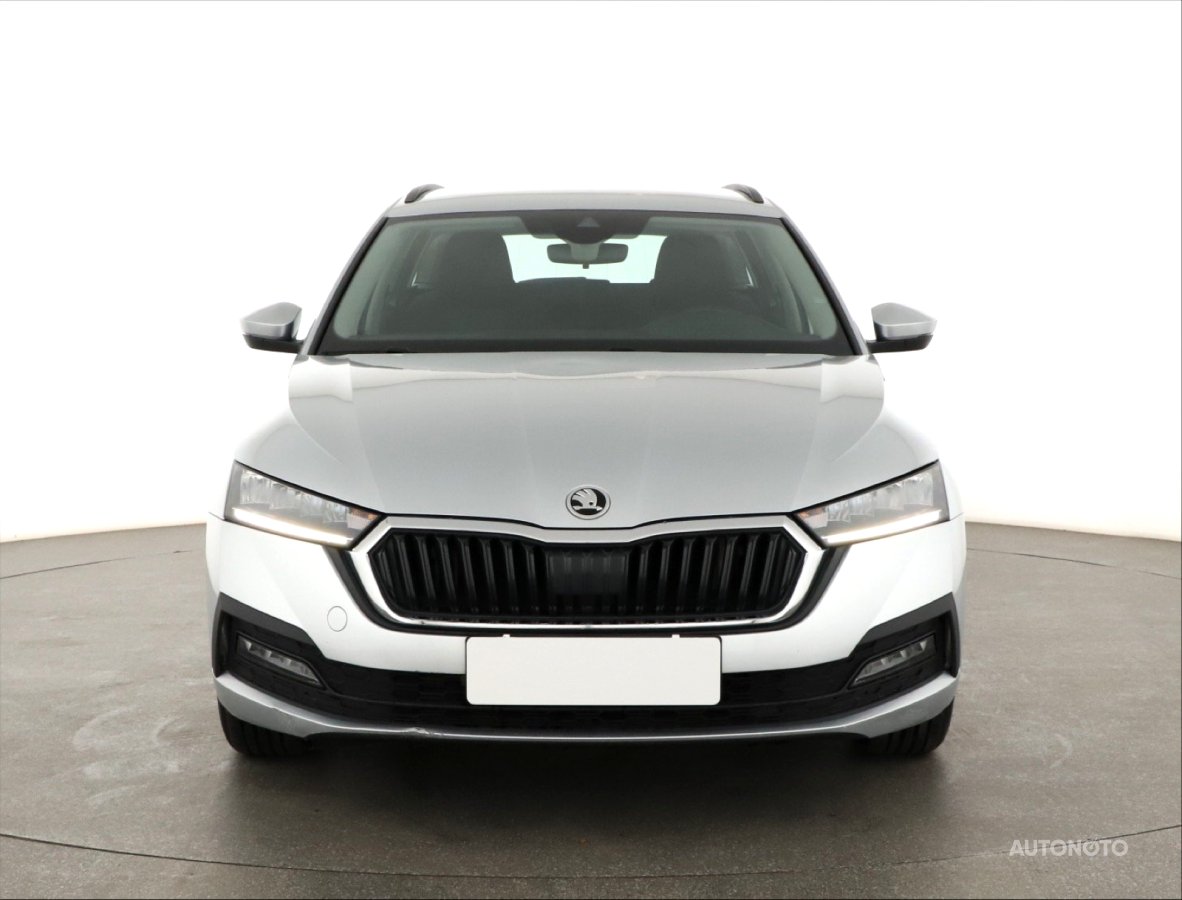 Škoda Octavia, 2021 - pohled č. 2