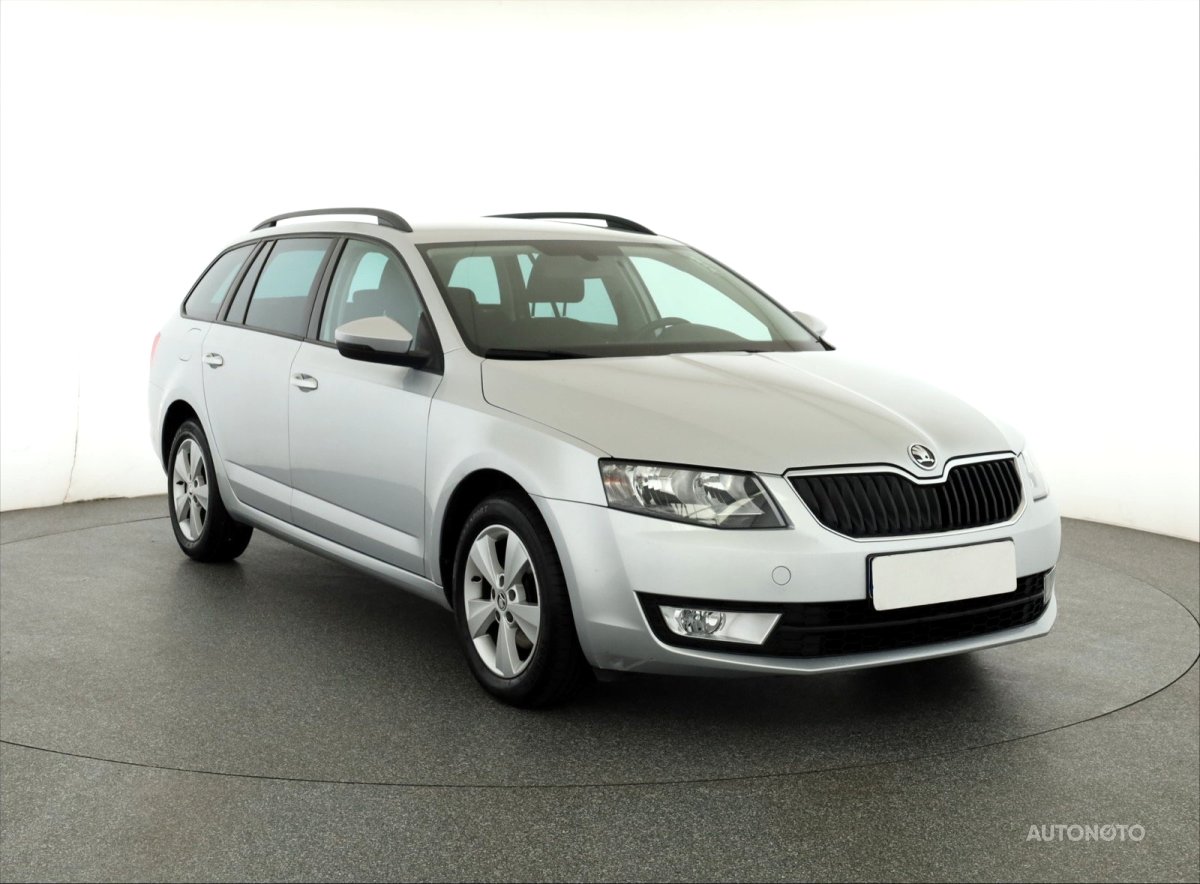 Škoda Octavia, 2013 - celkový pohled