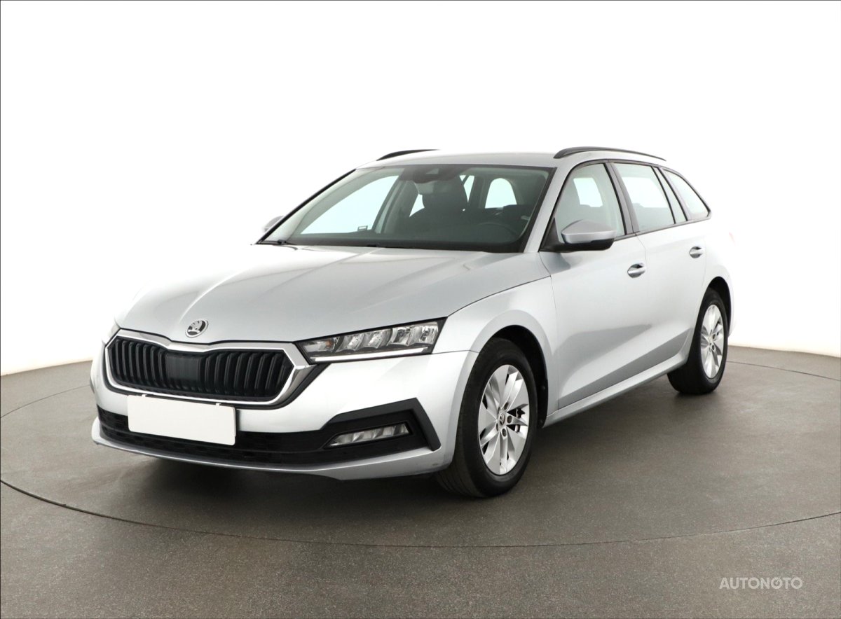 Škoda Octavia, 2021 - pohled č. 3