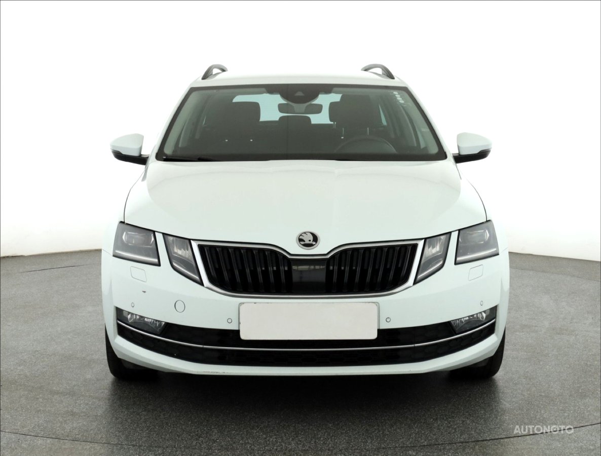 Škoda Octavia, 2019 - pohled č. 2