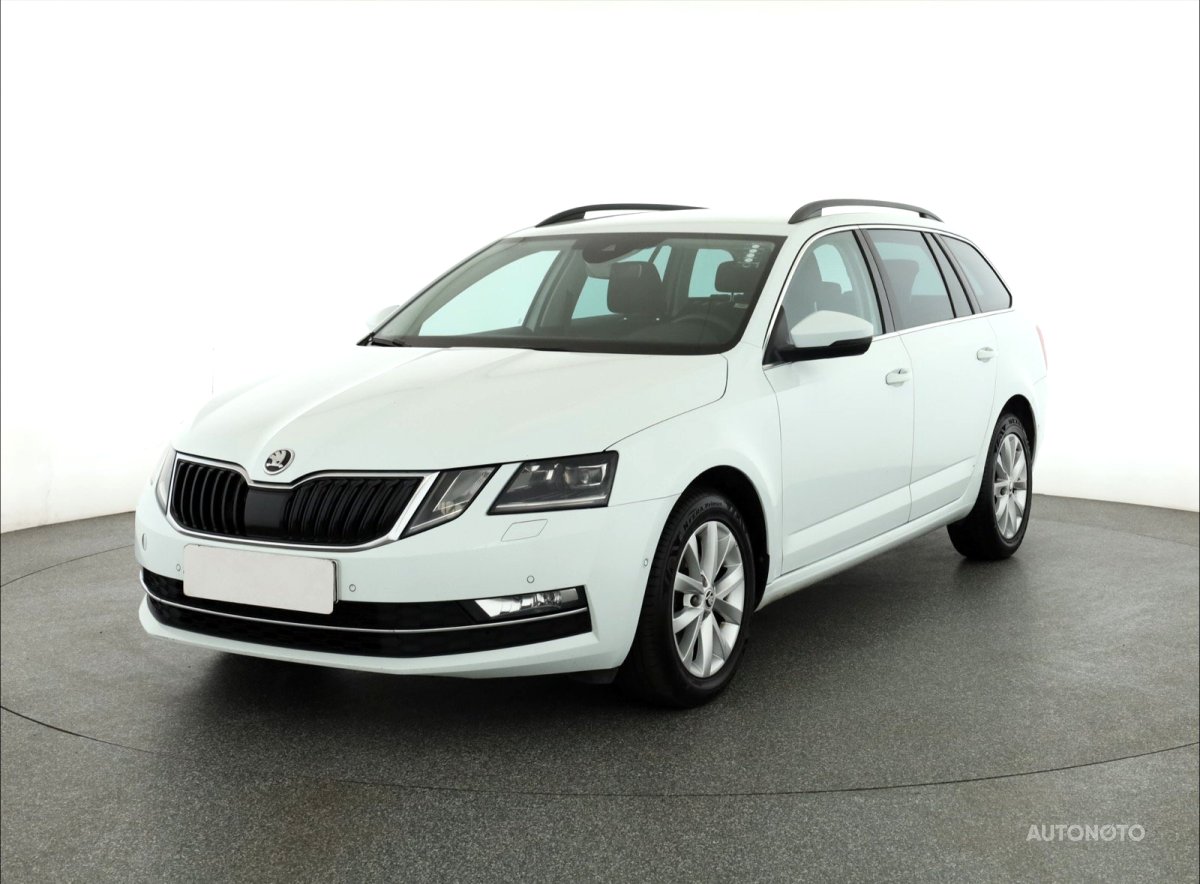 Škoda Octavia, 2019 - pohled č. 3