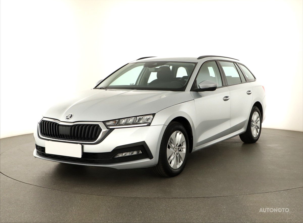 Škoda Octavia, 2021 - pohled č. 3
