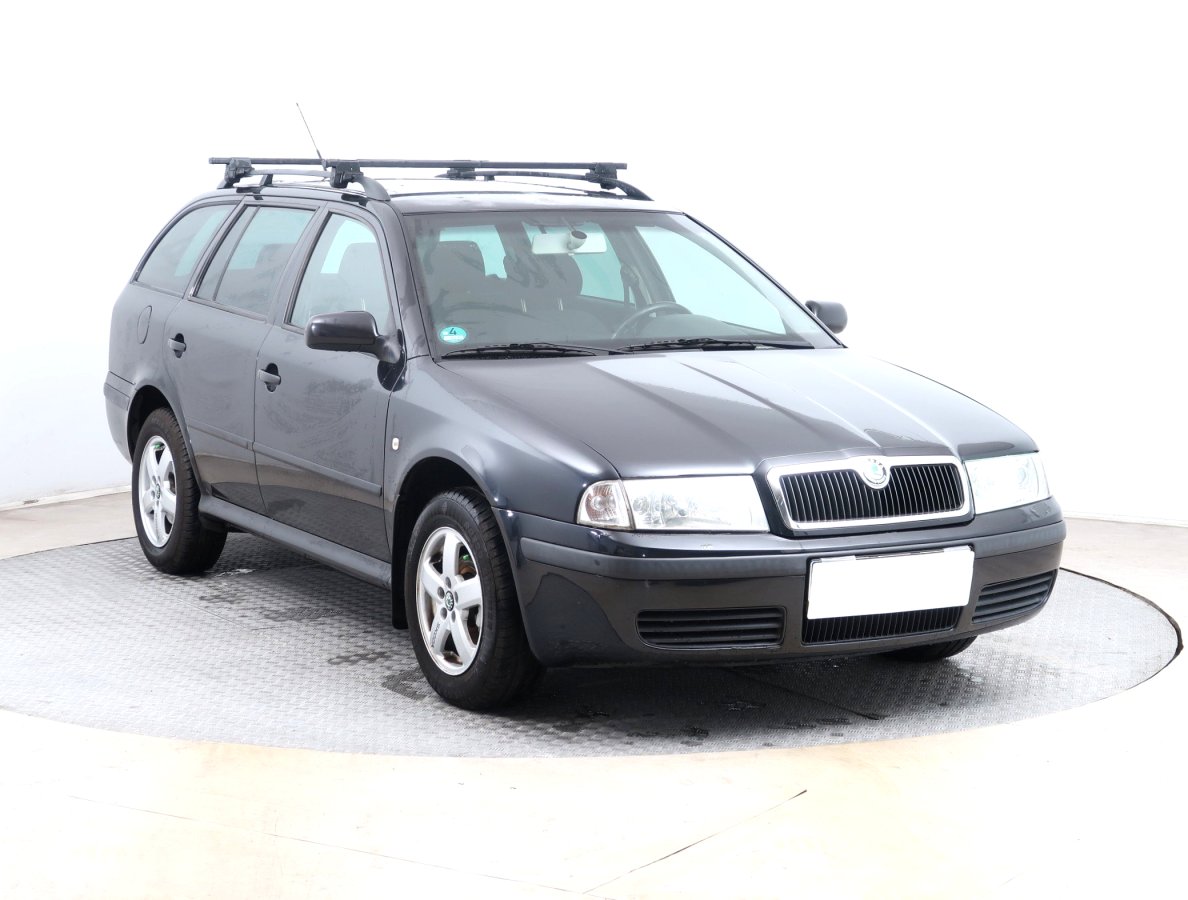 Škoda Octavia, 2004 - celkový pohled