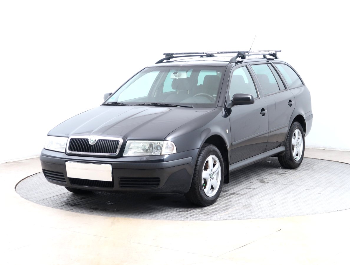 Škoda Octavia, 2004 - pohled č. 3
