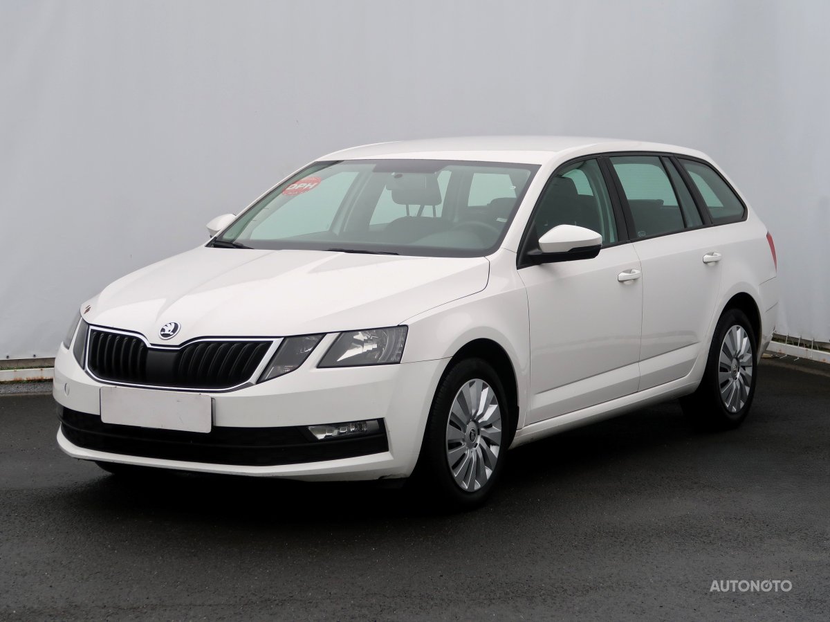 Škoda Octavia, 2017 - pohled č. 3