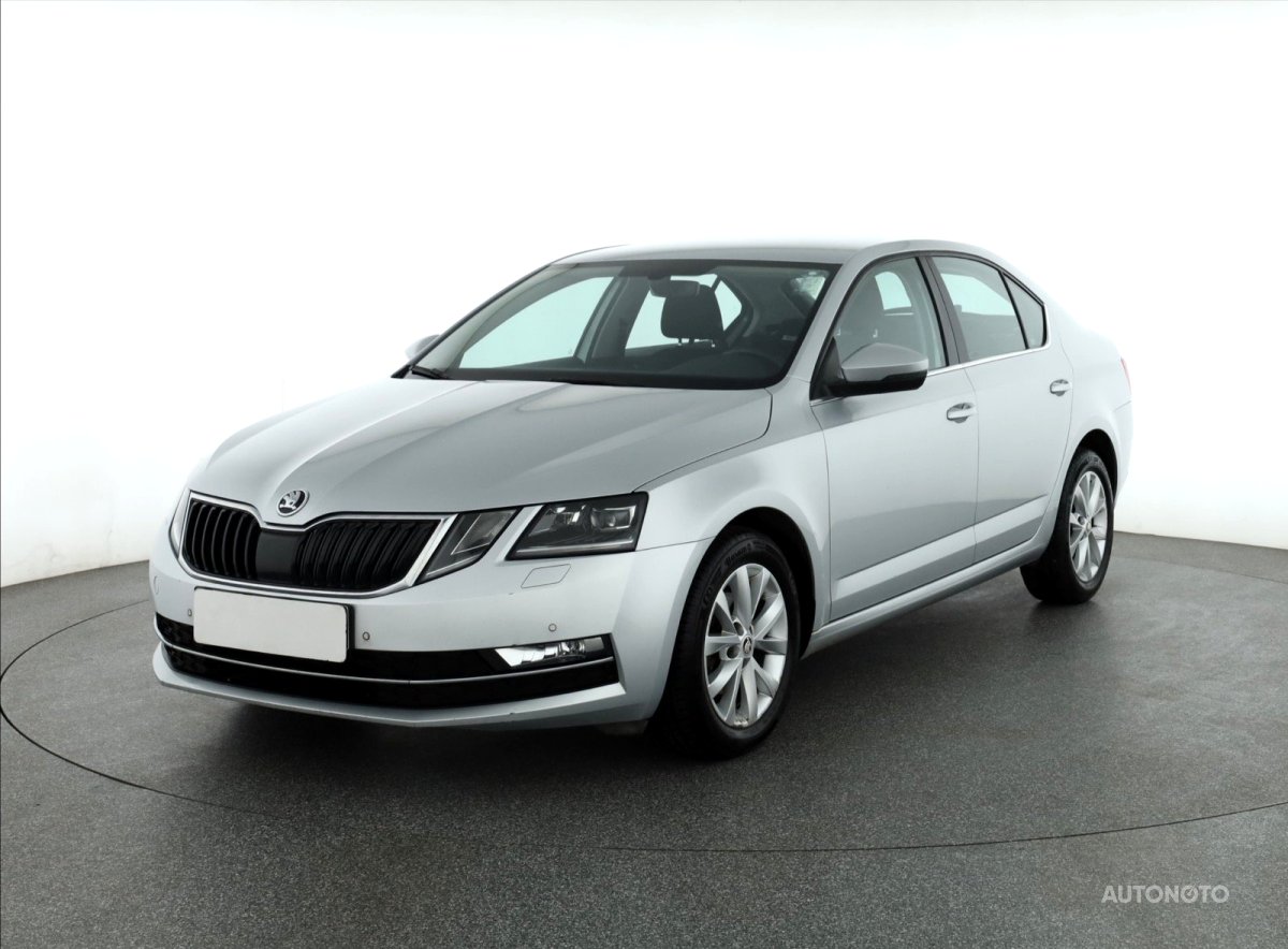 Škoda Octavia, 2019 - pohled č. 3
