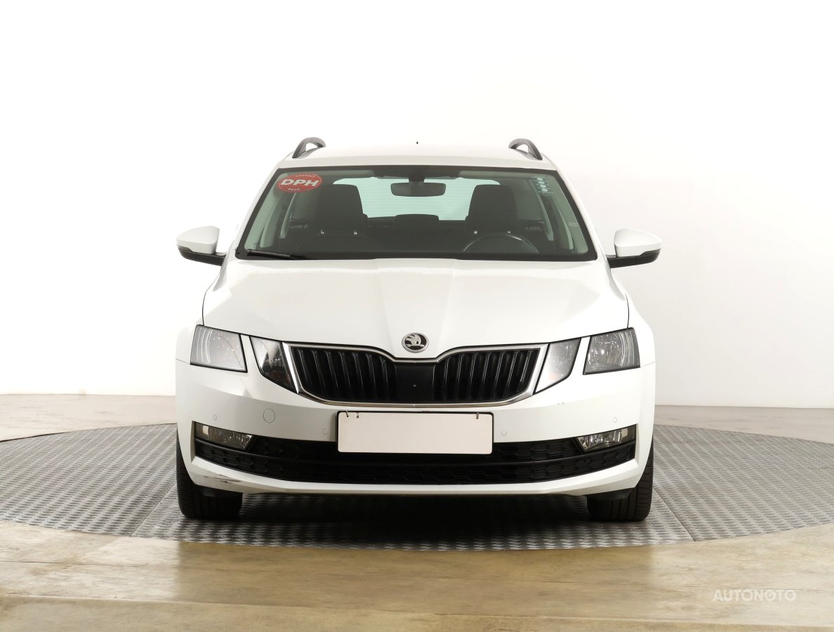 Škoda Octavia, 2020 - pohled č. 2