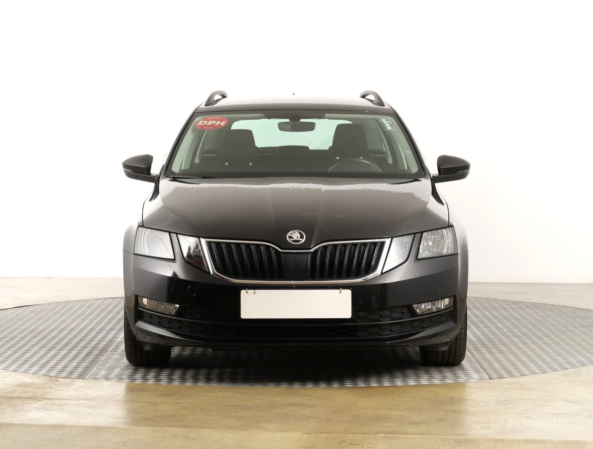 Škoda Octavia, 2019 - pohled č. 2
