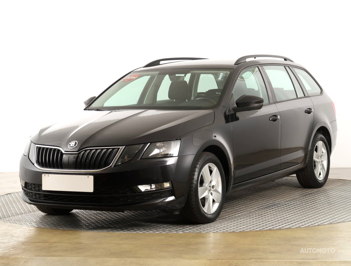 Škoda Octavia, 2019 - pohled č. 3