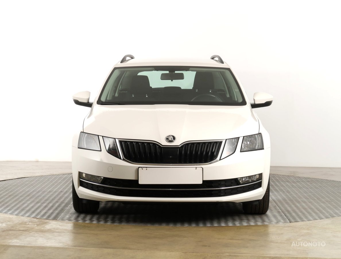 Škoda Octavia, 2019 - pohled č. 2