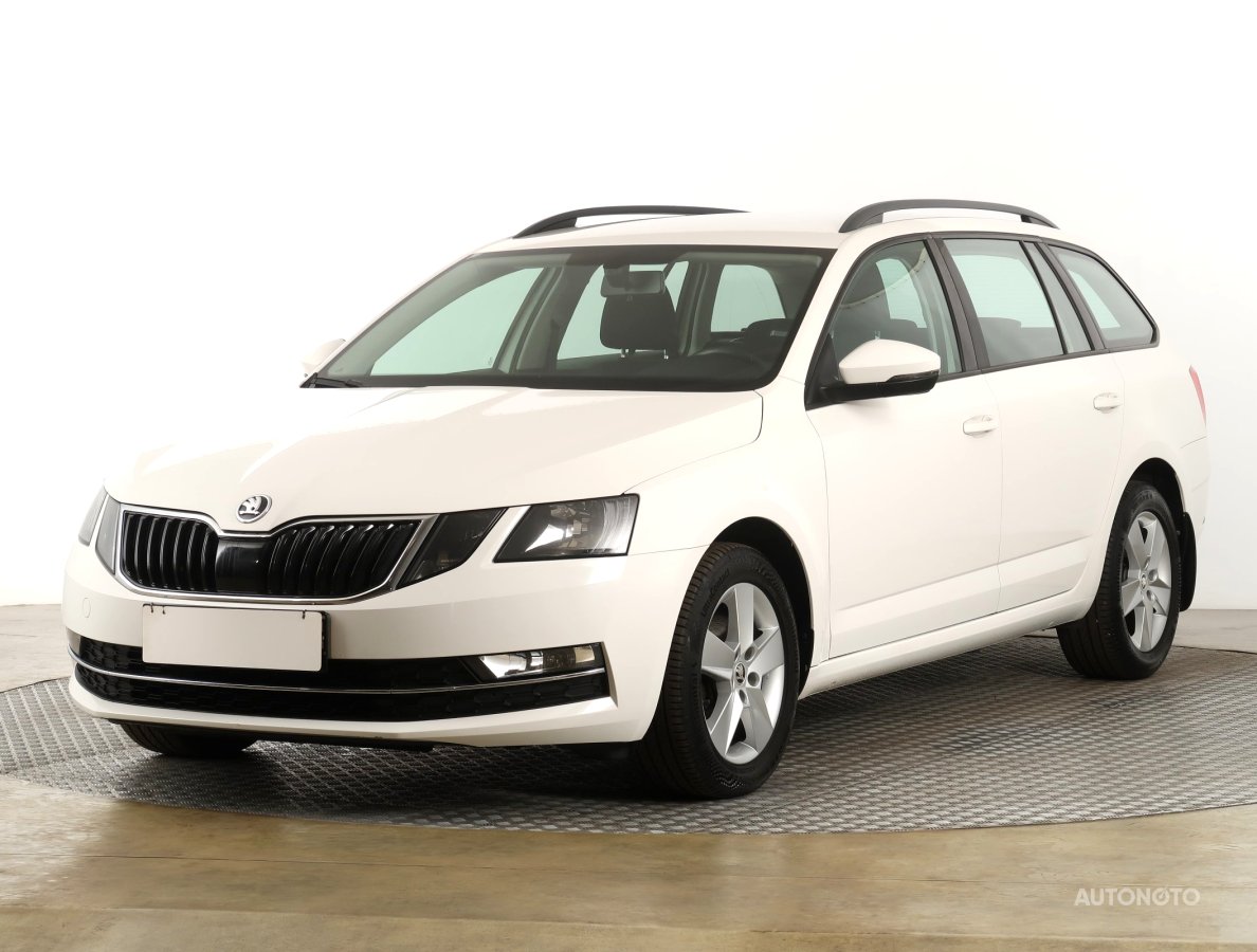Škoda Octavia, 2019 - pohled č. 3