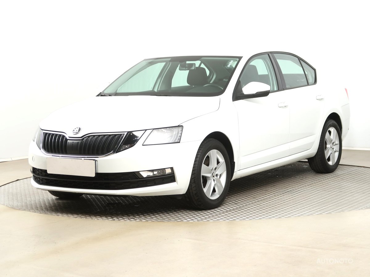 Škoda Octavia, 2018 - pohled č. 3